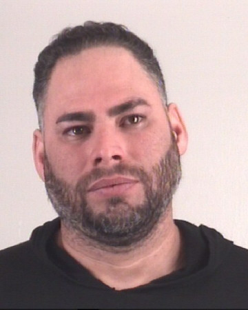 Mugshot of ROGER FERNANDEZESTRADA