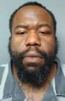 Mugshot of CLIFFTON JERMAINE BRADSHAW