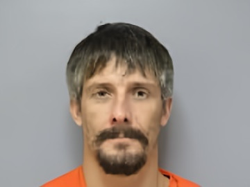 Mugshot of Mitchell Lee Peterson