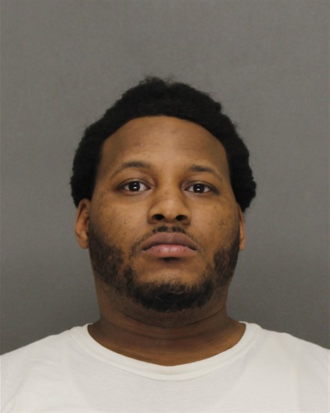 Mugshot of ANTONIO DEVONTE CROSS