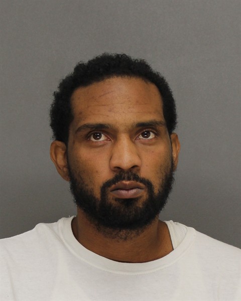 Mugshot of DEREK WILLIAM BOENS