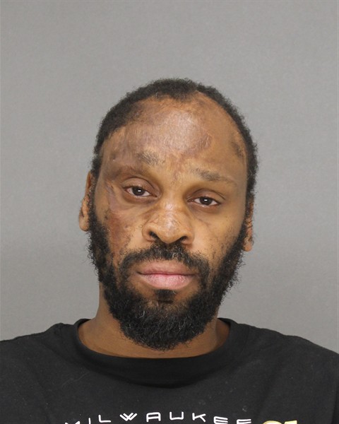 Mugshot of RODERICK LESLIE GILBERT