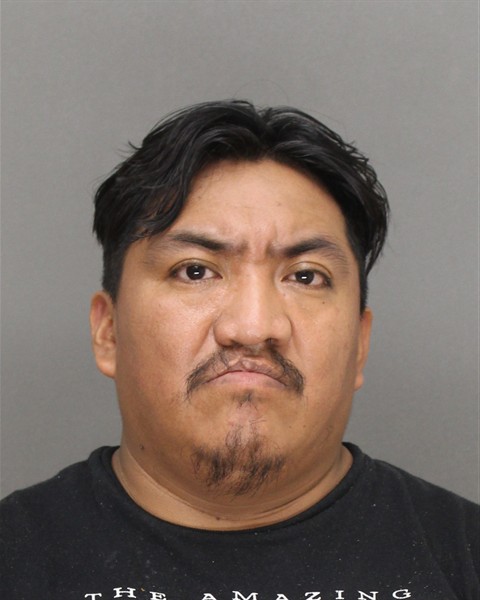 Mugshot of VICTOR HUGO GOMEZ-GOMEZ