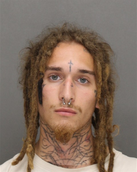 Mugshot of EMANUEL BELTRAN LEDESMA