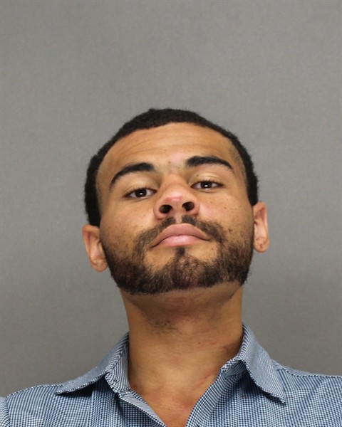 Mugshot of DEON LAMONT HOWARD