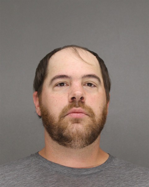 Mugshot of TRAVIS WILLIAM GILLIS