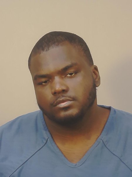 Mugshot of KEYONNIE SONCHAZ HANDLEY