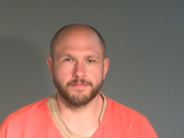 Mugshot of MATTHEW GORDON LUTZ