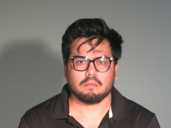Mugshot of LEON D GONZALEZGARCIA