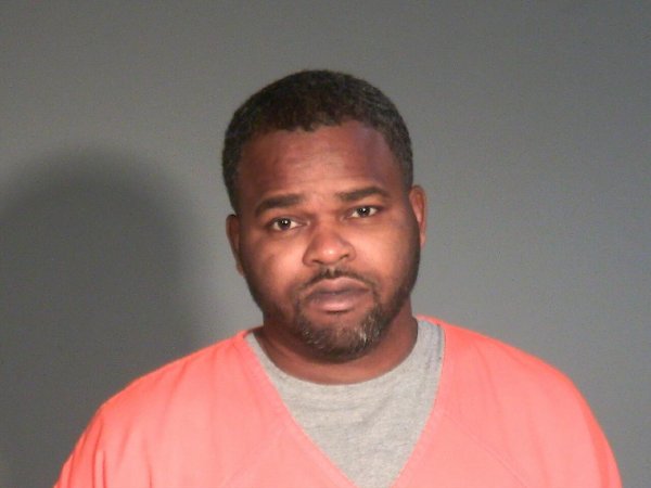 Mugshot of MARTESE L USRY