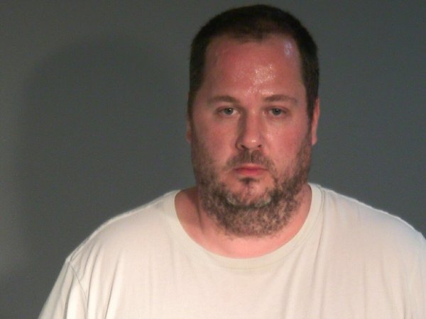Mugshot of JUSTIN ALLEN HAMILTON