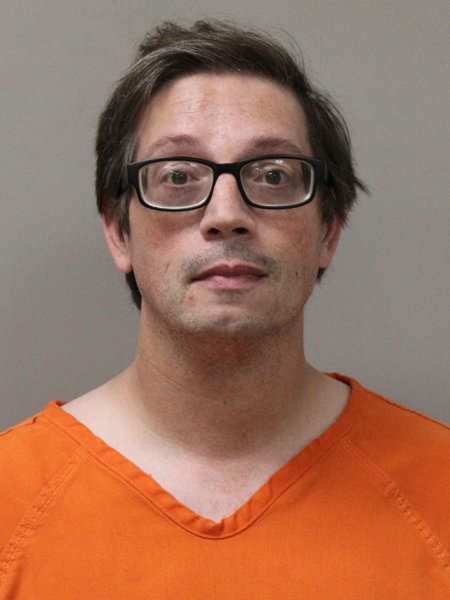 Mugshot of KEVIN L ARNDT