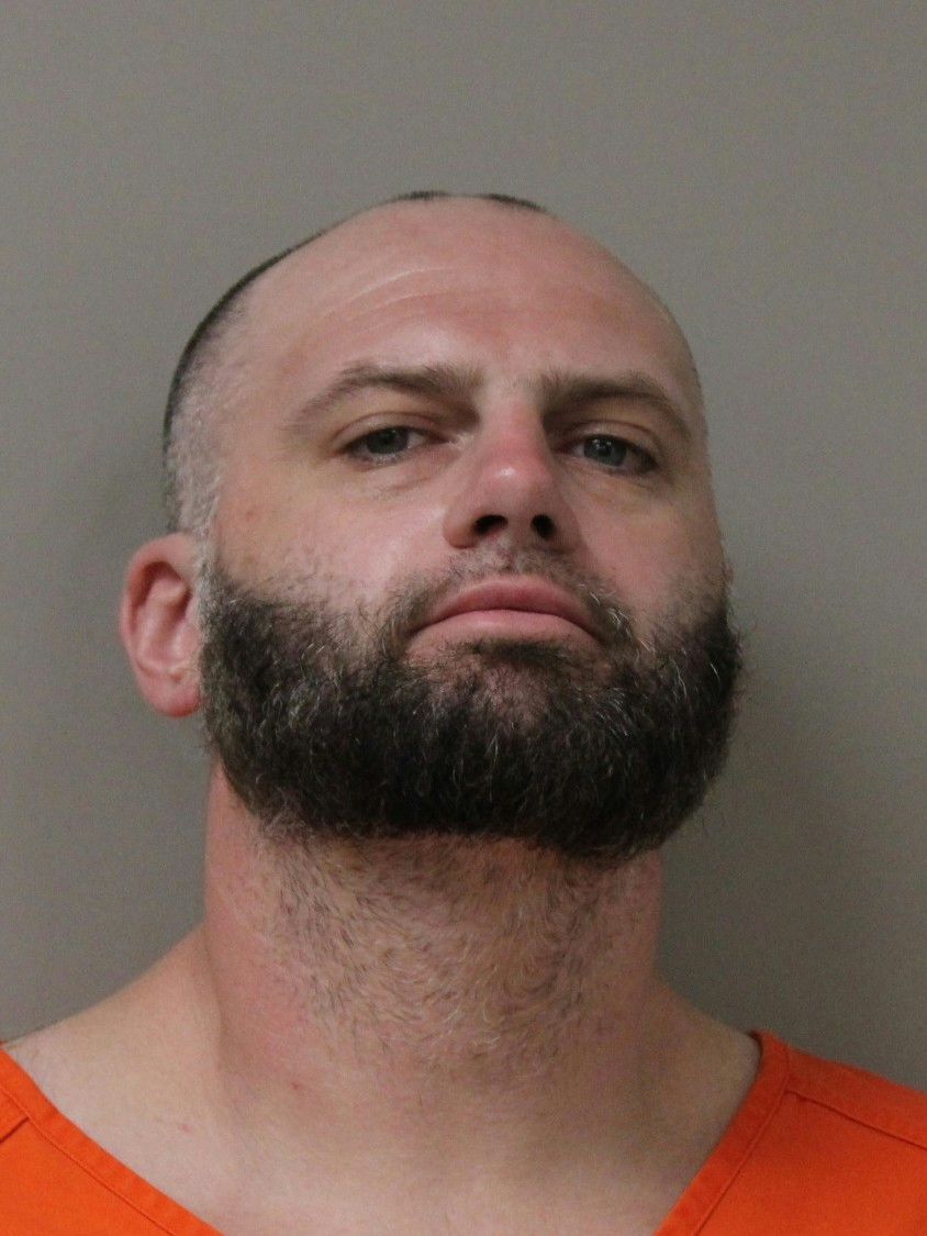Mugshot of DYLAN J HELDT