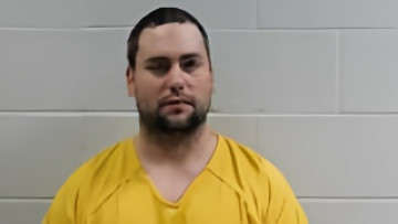 Mugshot of Dakota Ray Mulroy