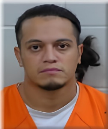 Mugshot of Lester Molina Cruz
